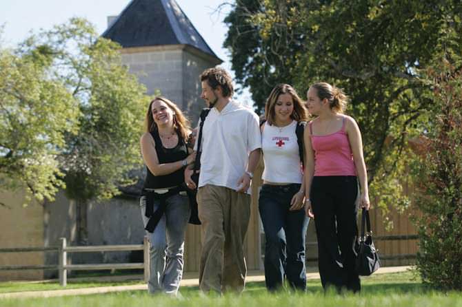 Nos atouts - ESARC Bordeaux Nos atouts - ESARC Bordeaux