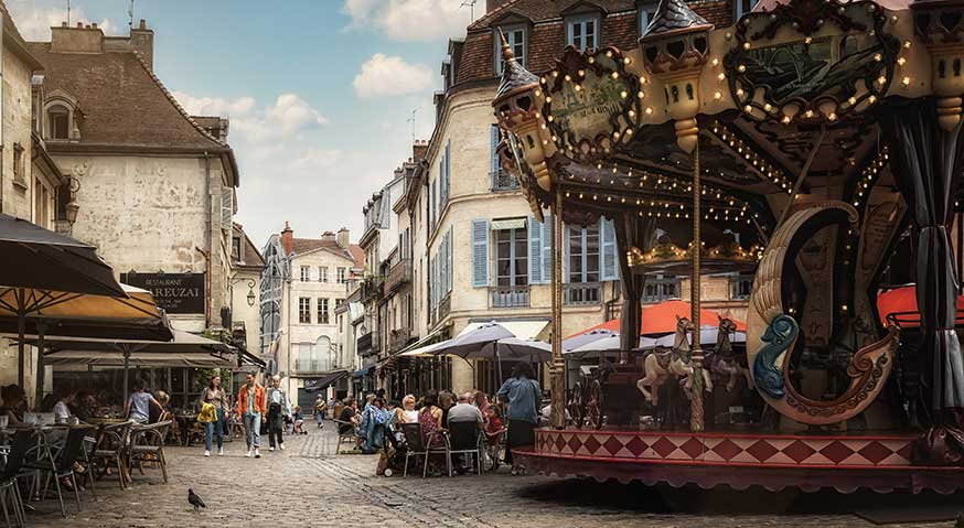 Ville de Dijon, carrousel, rue avec pavés, restaurants