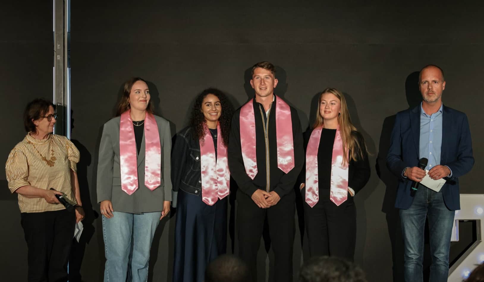 étudiants ESARC remise des diplômes